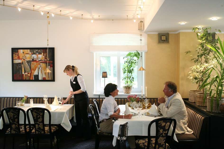 Ringhotel Villa Margarete Варен Ресторан фото